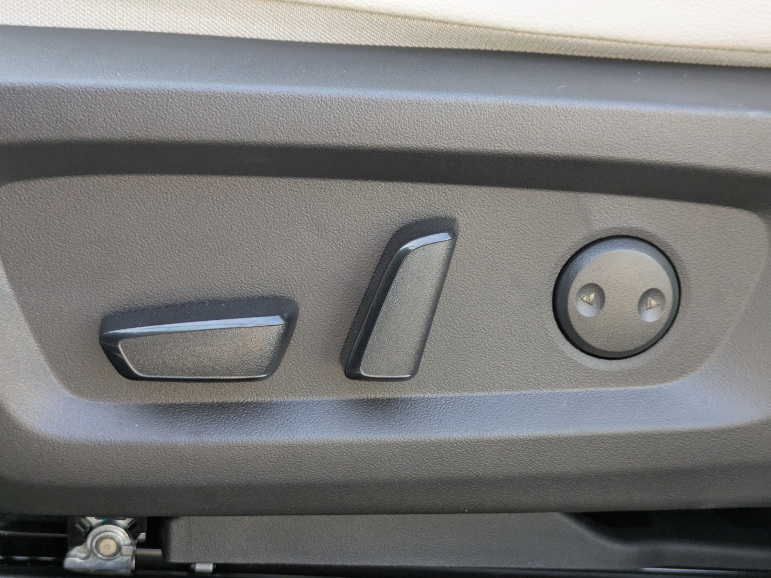 2025 Mitsubishi Outlander Plug-in Hybrid SEL - Photo 22