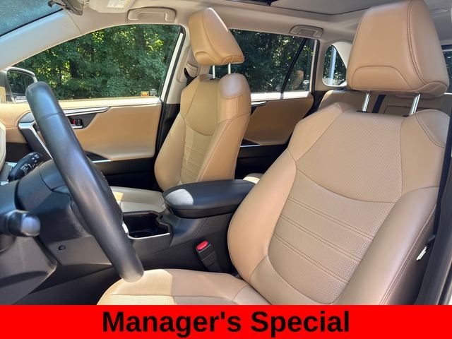 Used 2022 White Toyota Limited image 14