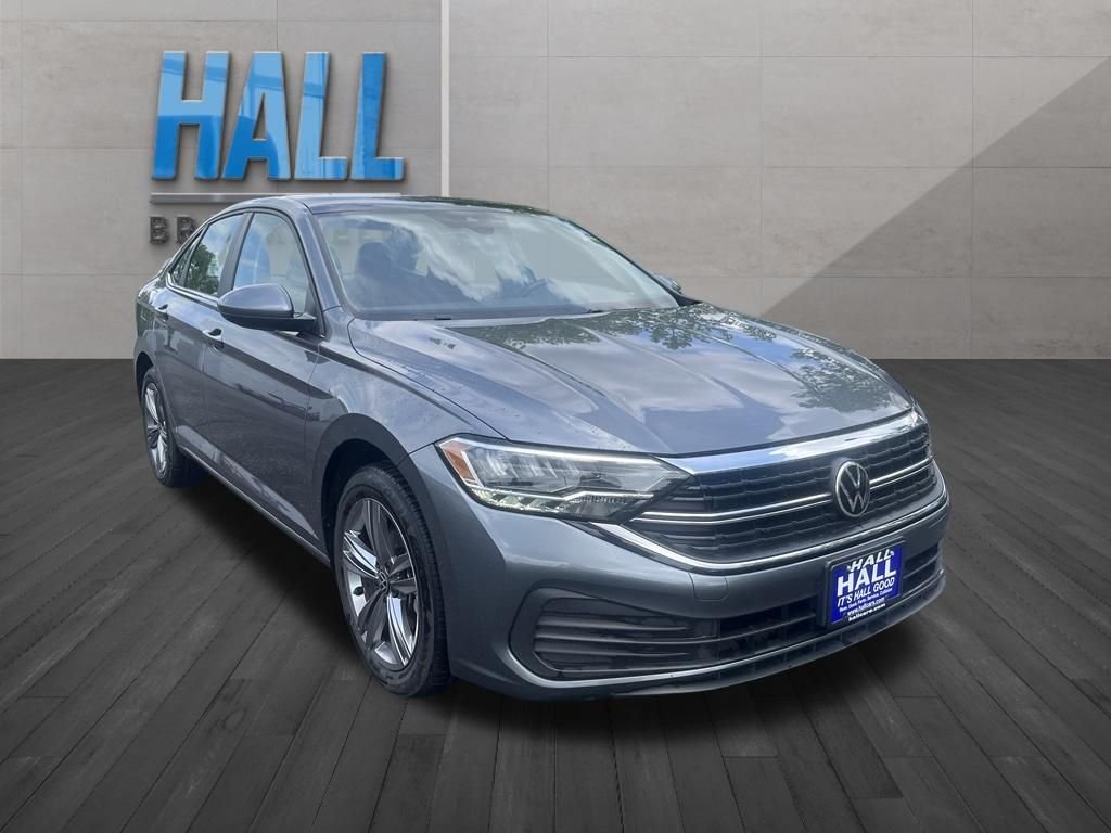 Used 2023 Gray Volkswagen 1.5T SE image 7