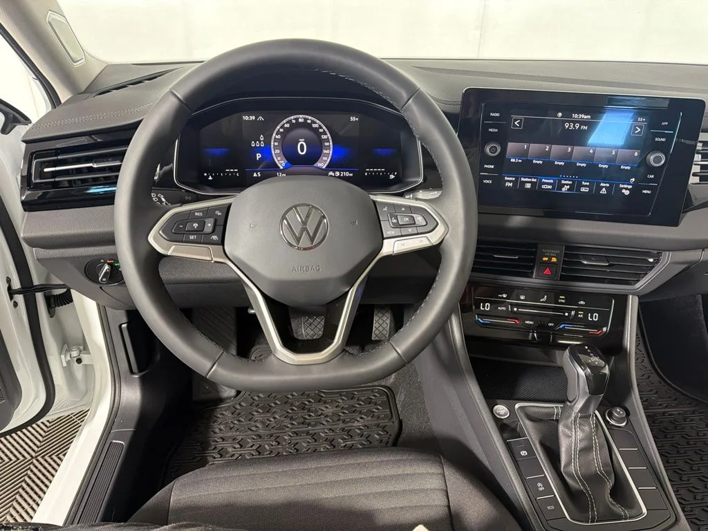 New 2027 White Volkswagen 1.5T S image 12