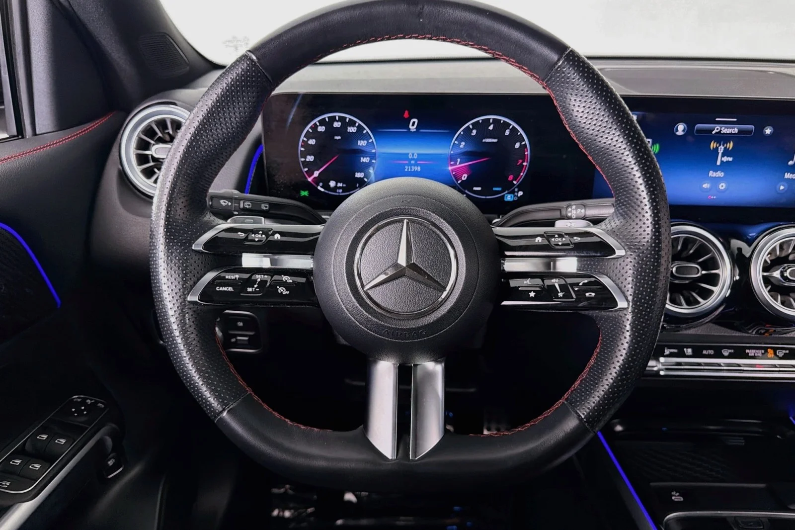 Used 2024 Polar White Mercedes-Benz 250 image 18
