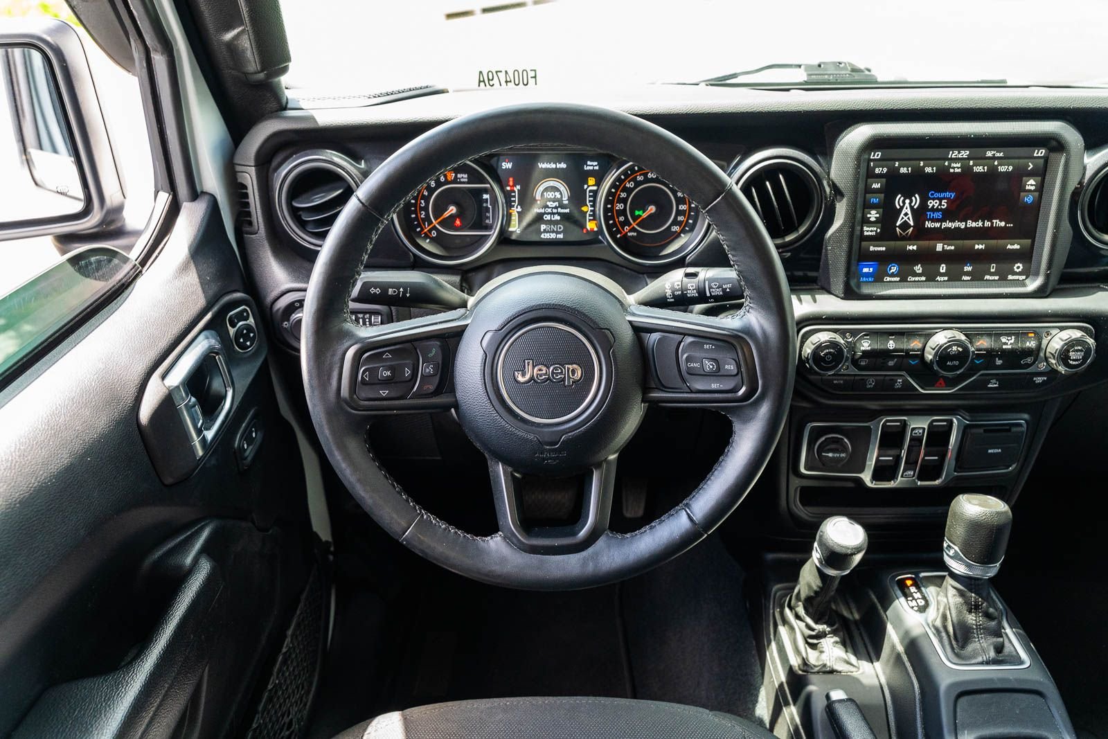 Used 2022 White Jeep Unlimited Sport Altitude image 34