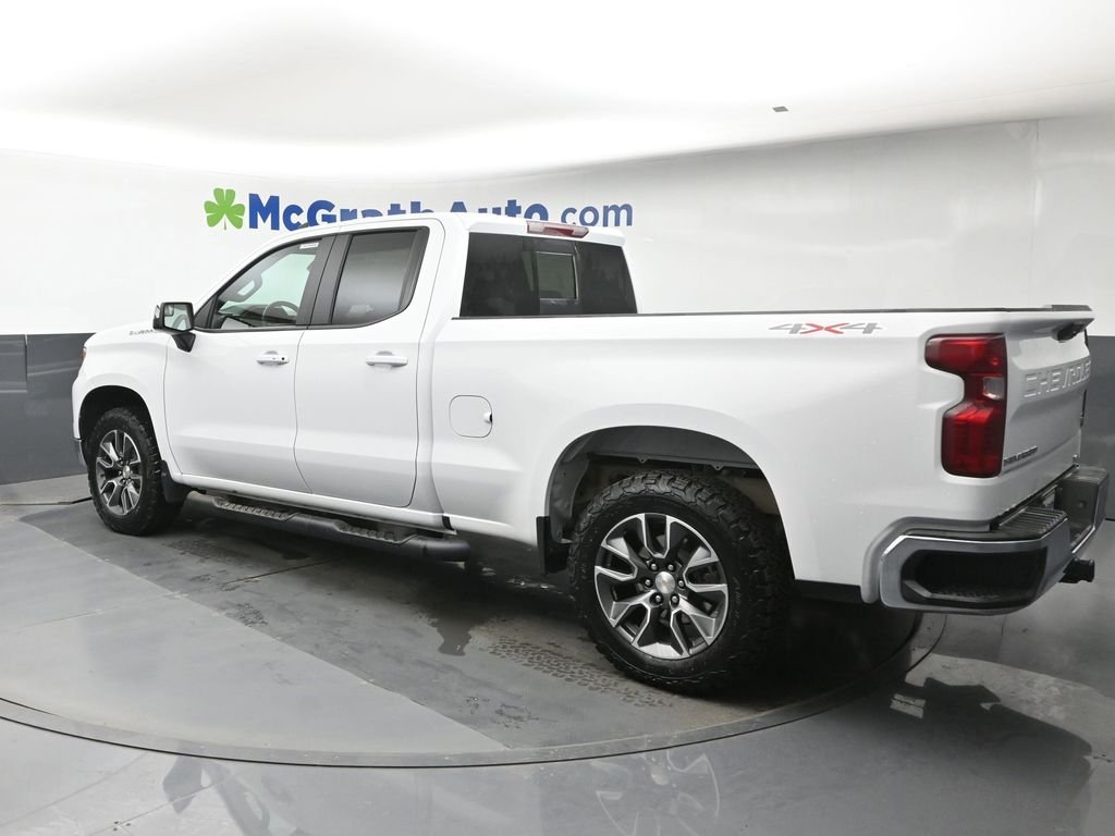 Used 2025 White Chevrolet LT image 25