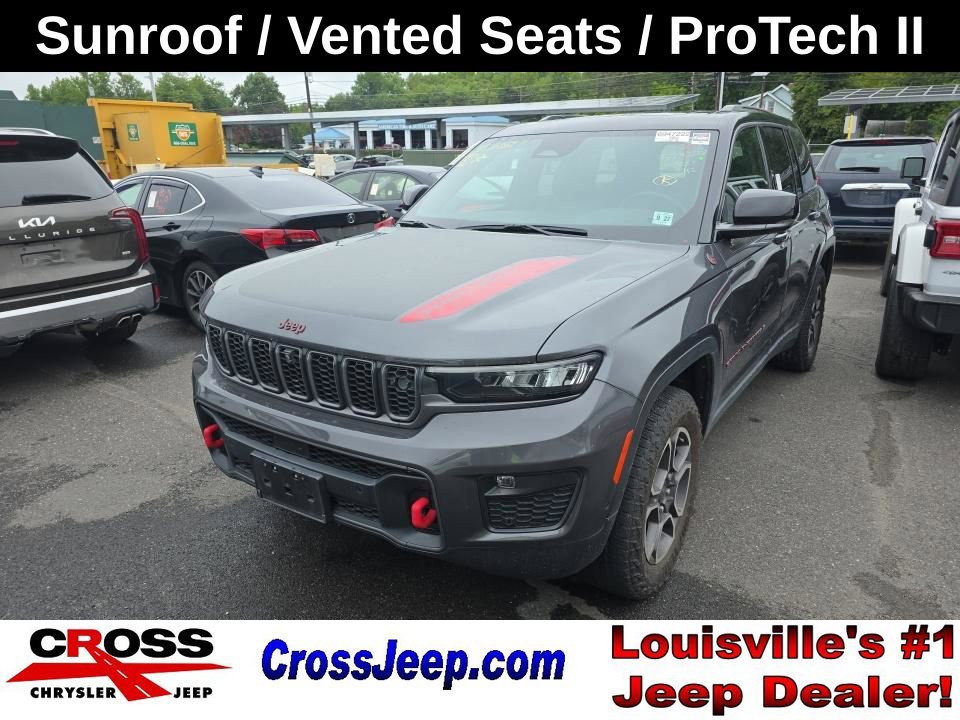 2022 Jeep Grand Cherokee Trailhawk 4WD photo