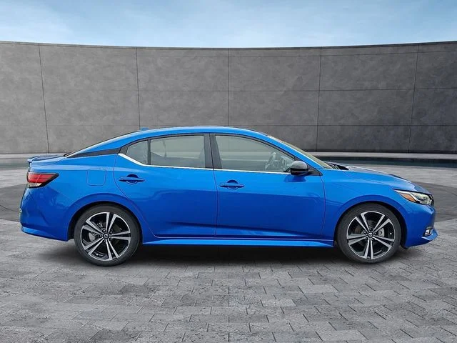 Used 2023 Blue Nissan SR image 12