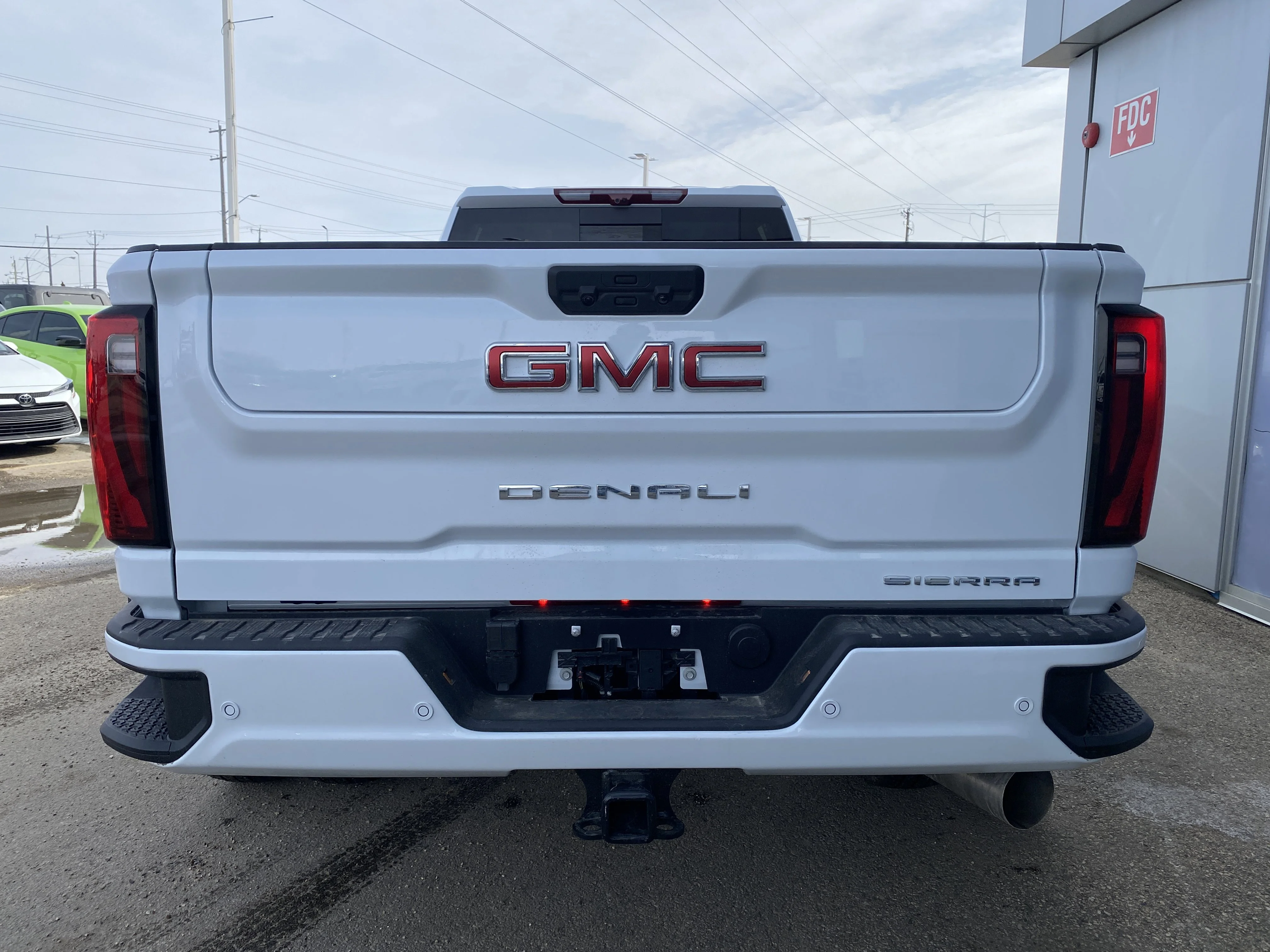 New 2026 GLACIER WHITE TRICOAT GMC Denali image 6