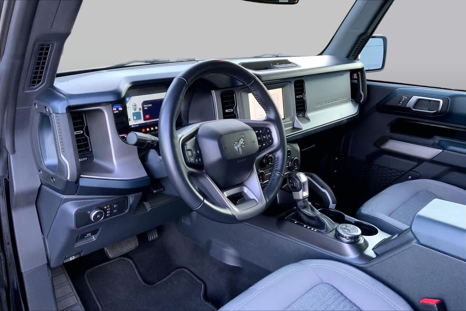 Used 2022 Shadow Black Ford Outer Banks image 15