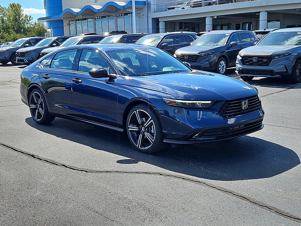 New 2026 Canyon River Blue Metallic Honda SE image 1