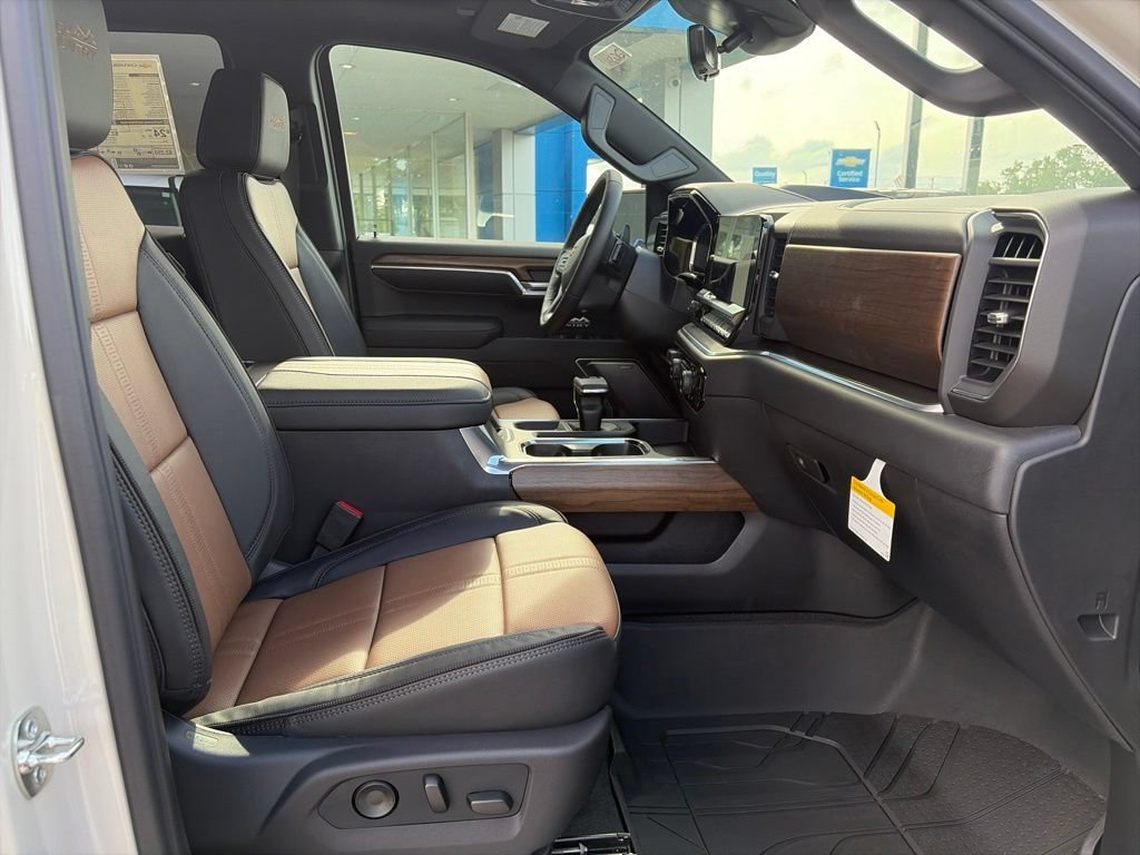 New 2026 White Sands Chevrolet High Country image 12