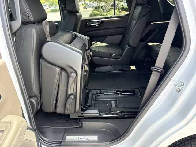 2026 Chevrolet Tahoe High Country - Photo 16