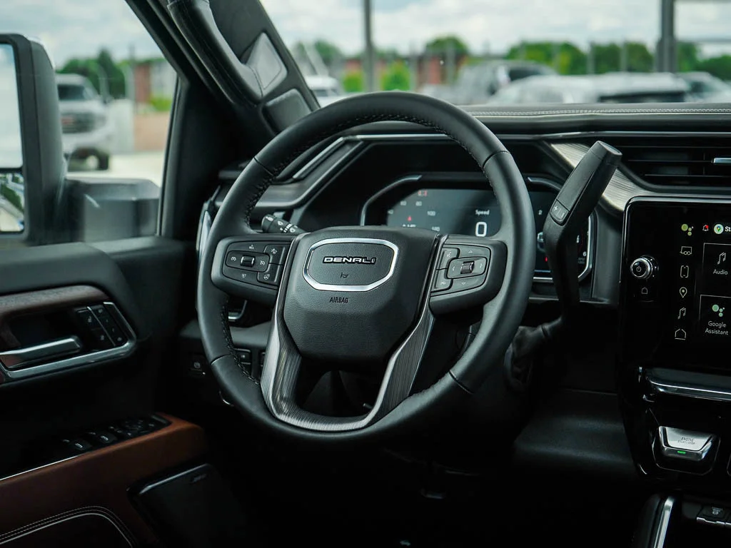 2026 GMC Sierra 2500HD Denali Ultimate - Photo 13