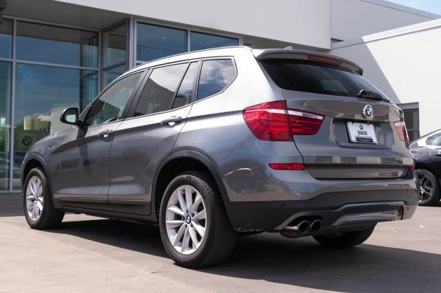 Used 2017 Space Gray Metallic BMW xDrive28i image 3