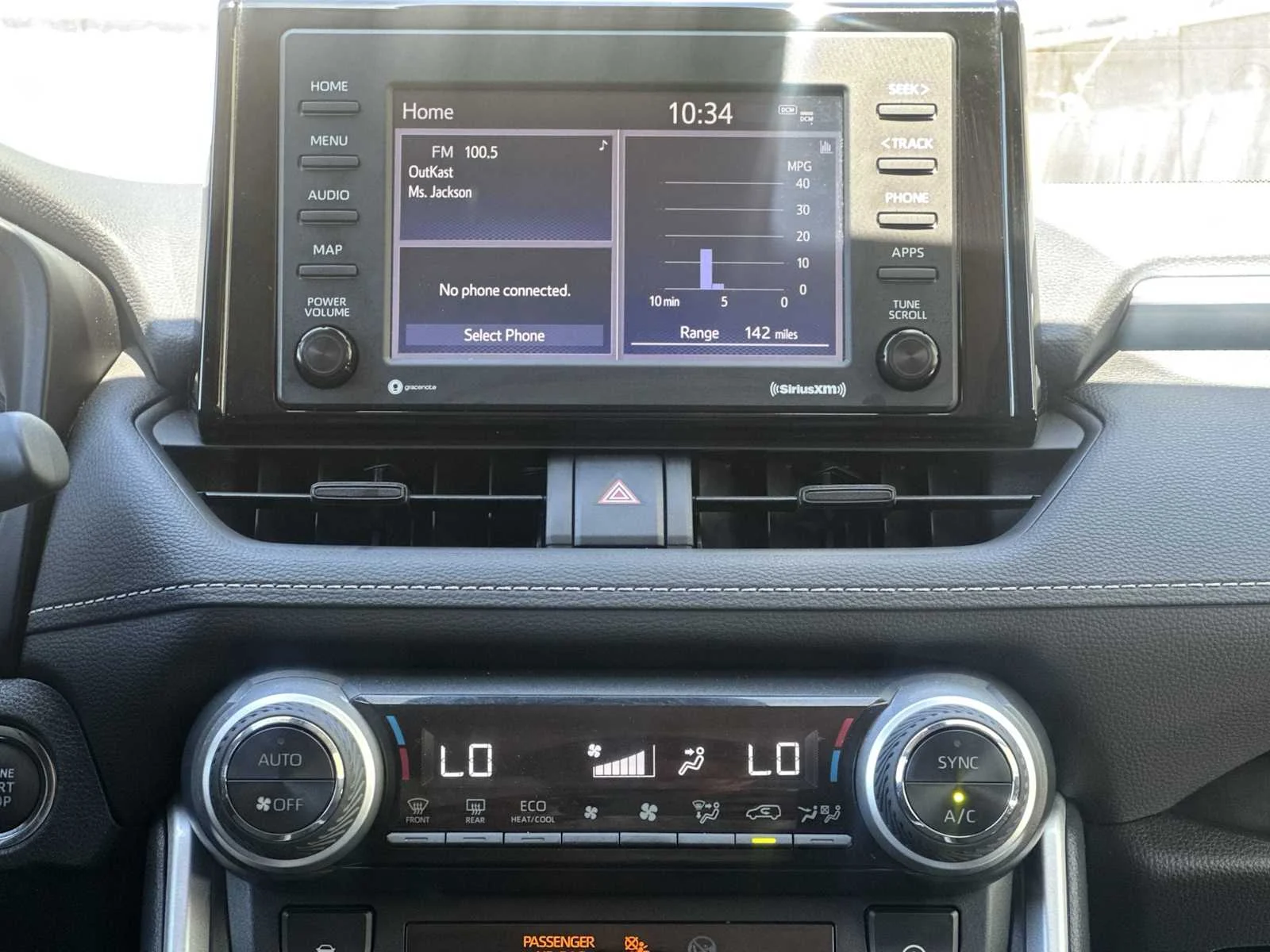 Used 2022 Silver Sky Metallic Toyota XLE image 19