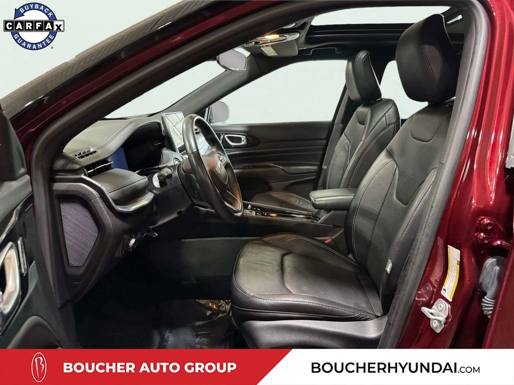 Used 2022 Velvet Red Pearlcoat Jeep Limited image 24