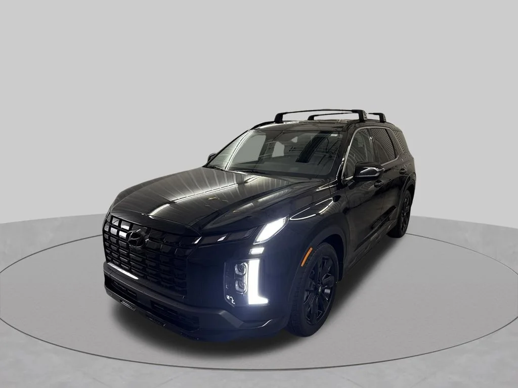 Used 2023 Abyss Black Hyundai XRT image 4