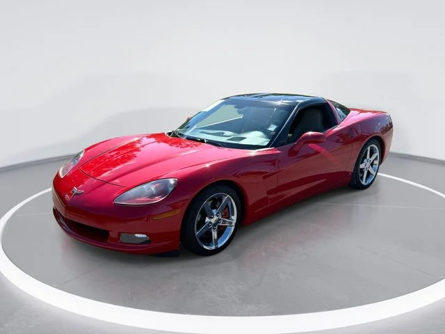 Used 2007 Red Chevrolet Base image 1