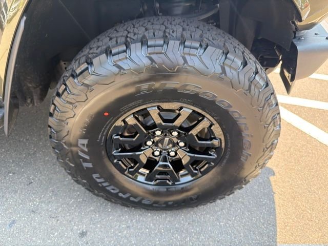 Used 2024 Green Ford Raptor image 31