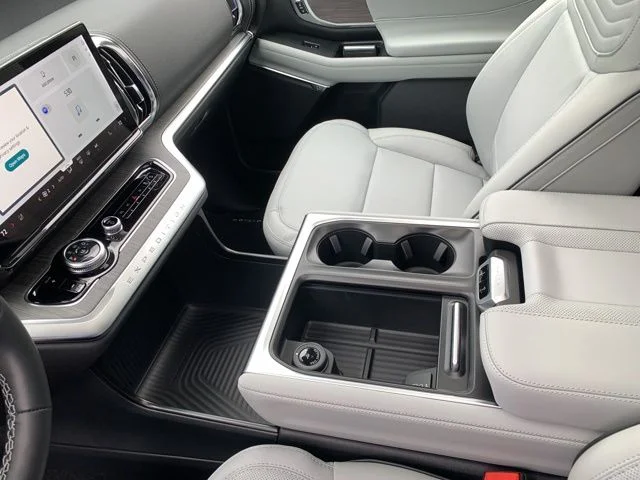 New 2026 Silver Ford MAX Platinum® image 38
