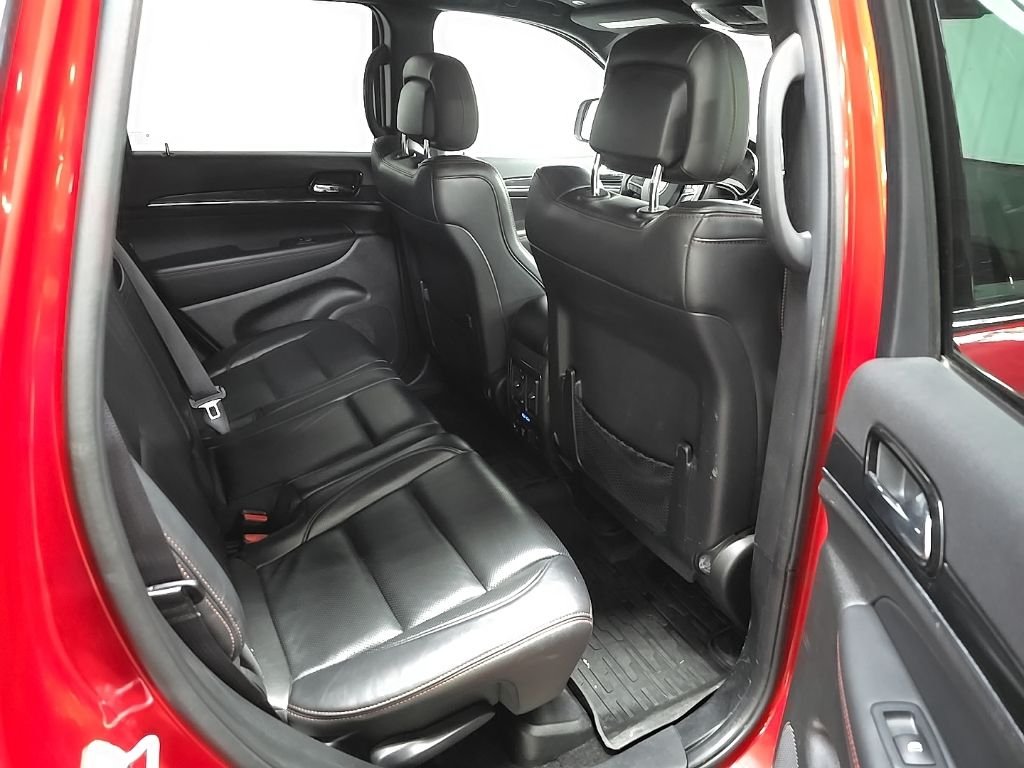 Used 2021 Red Line Jeep Trailhawk image 18