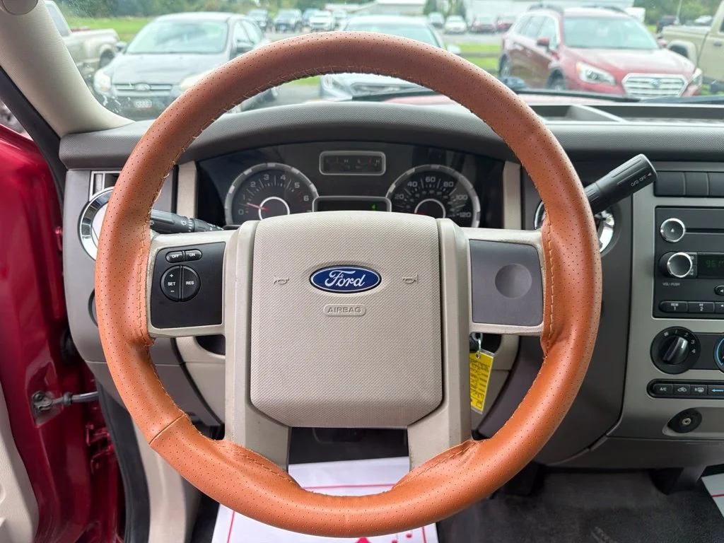 Used 2008  Ford SSV image 30