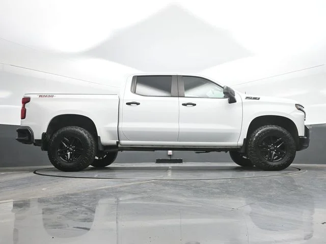 Used 2020 White Chevrolet LT Trail Boss image 24