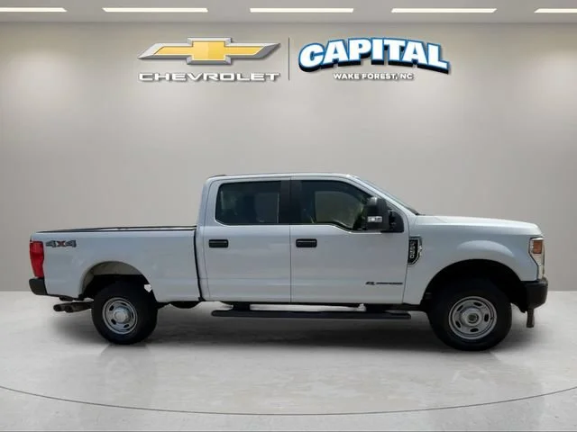 Used 2020 White Ford XL image 7