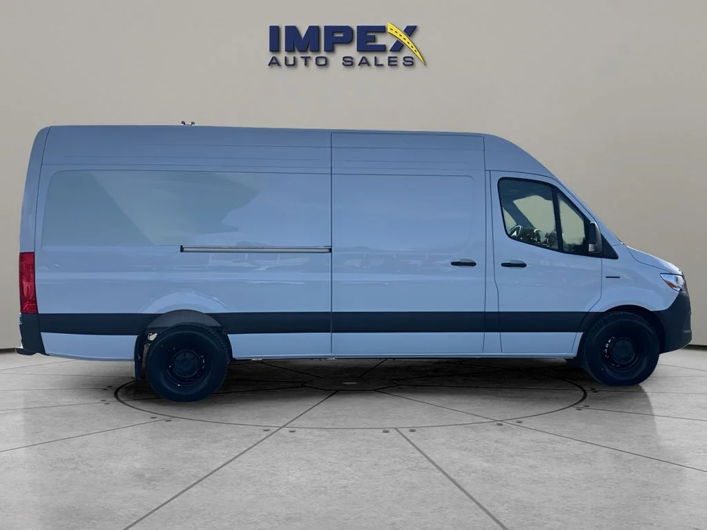 Used 2024 White Mercedes-Benz Cargo 170 WB image 6