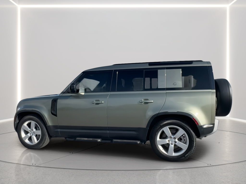 Used 2021 Green Land Rover SE image 6