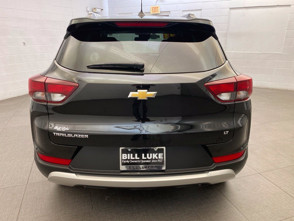 Used 2023 Black Chevrolet LT image 7