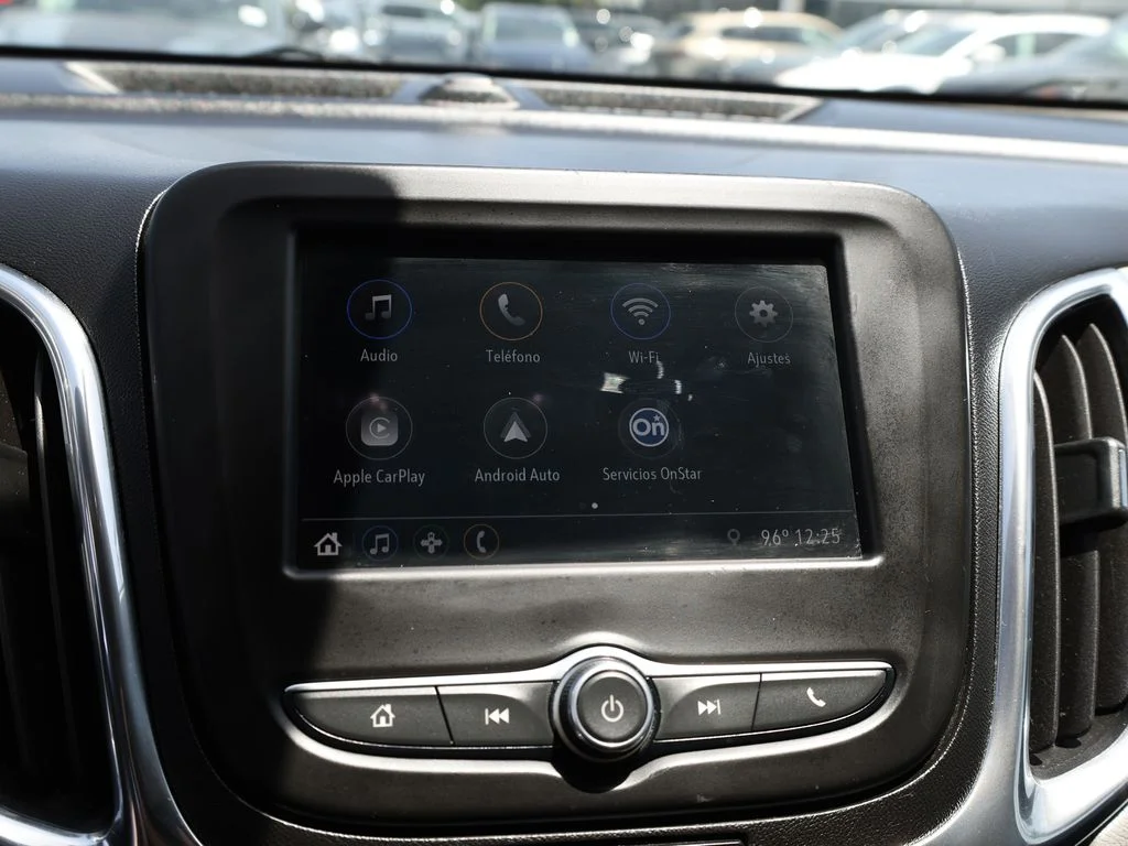Used 2019 White Chevrolet LS image 25