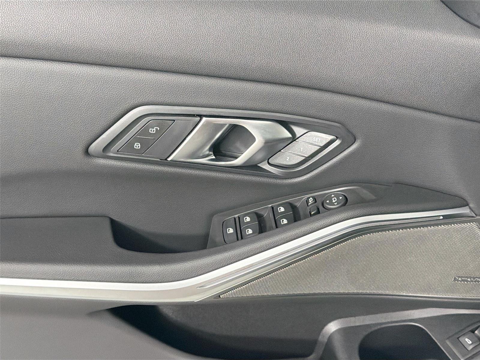 New 2026 Black Sapphire Metallic BMW 330i NA image 17