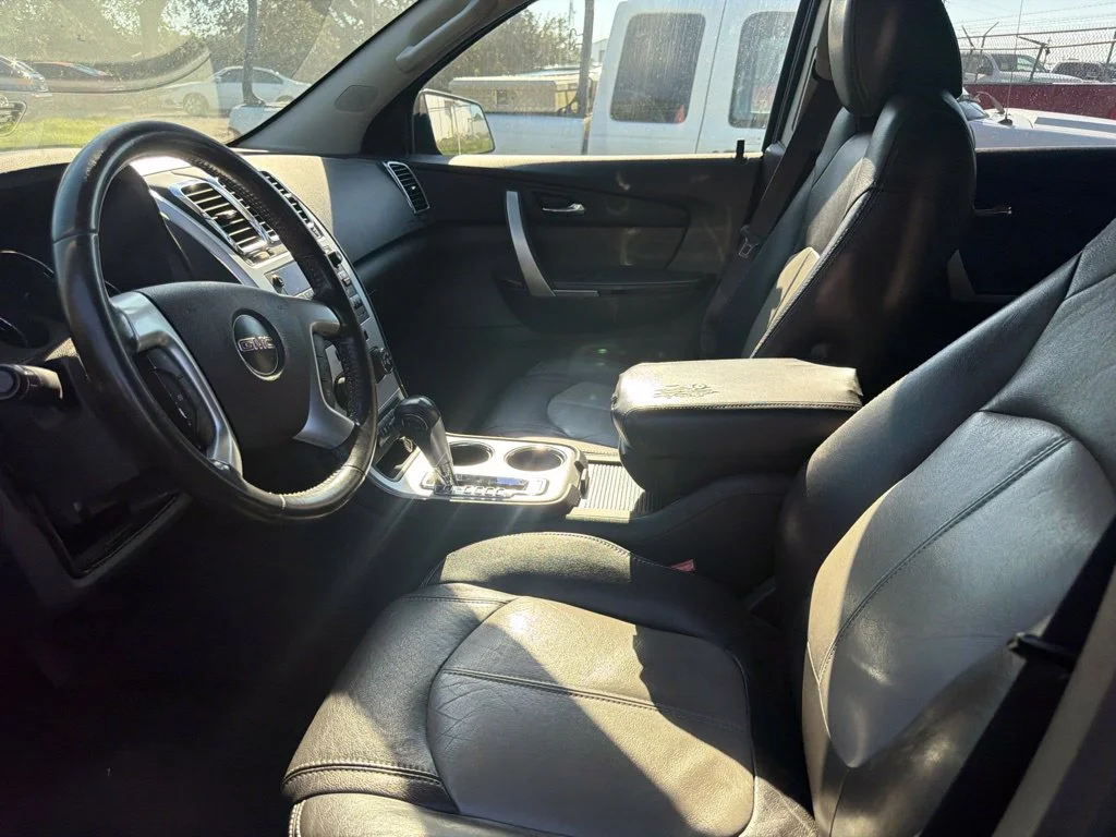 Used 2010 Brown GMC SLE image 10
