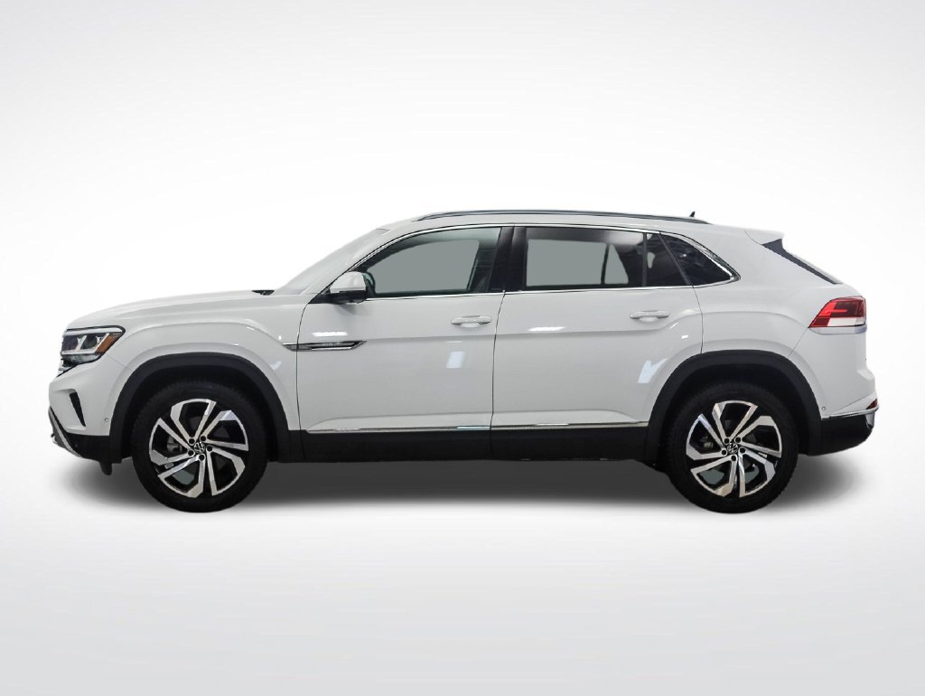 Used 2021 Volkswagen Atlas Cross Sport SEL Premium with VIN 1V2TE2CAXMC211319 for sale in Minneapolis, Minnesota