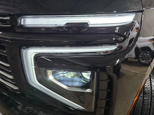 New 2026 Black Chevrolet High Country image 34