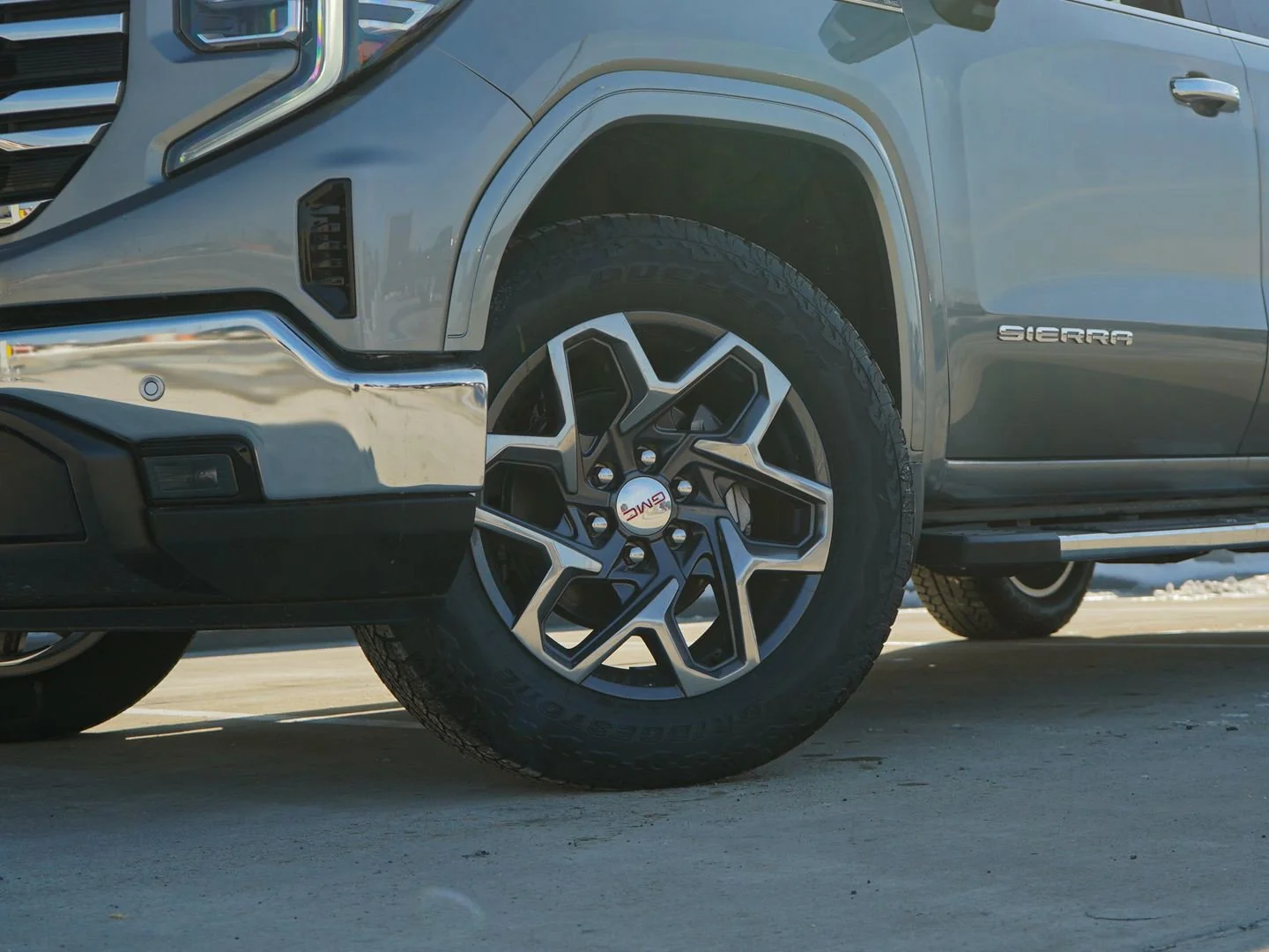 2026 GMC Sierra 1500 SLT - Photo 6