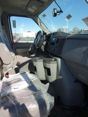 2025 Ford E-Series Cutaway Base - Photo 49