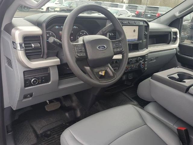 2024 Ford F-550 Super Duty Chassis Cab XL - Photo 11