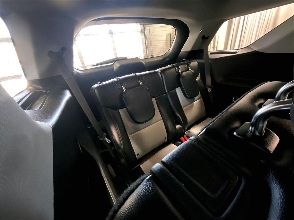 Used 2023 Black Ford XLT image 17