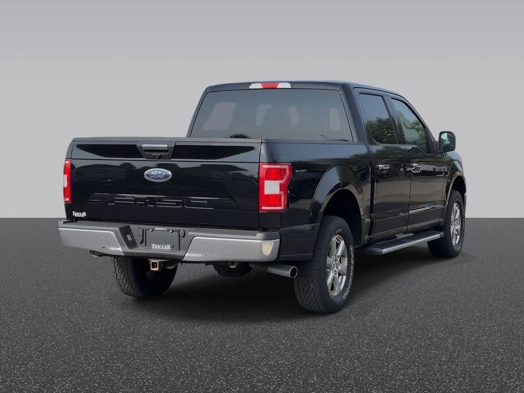 Used 2018 Black Ford XLT image 4