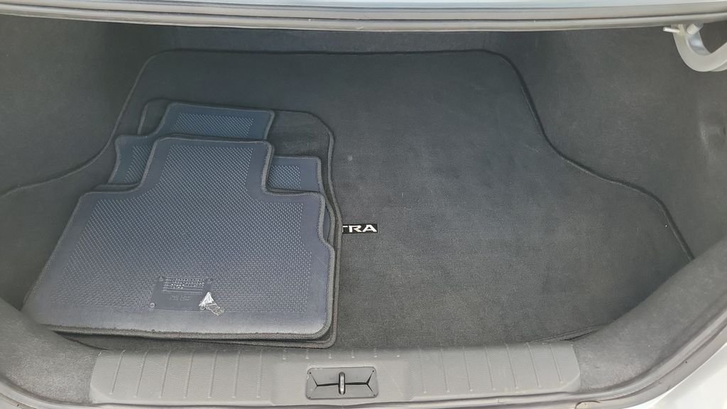 2023 Nissan Sentra SV - Photo 23