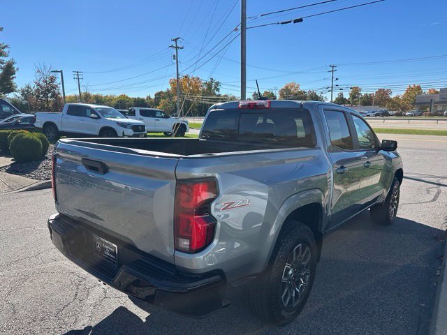 Used 2024 Gray Chevrolet Z71 image 5