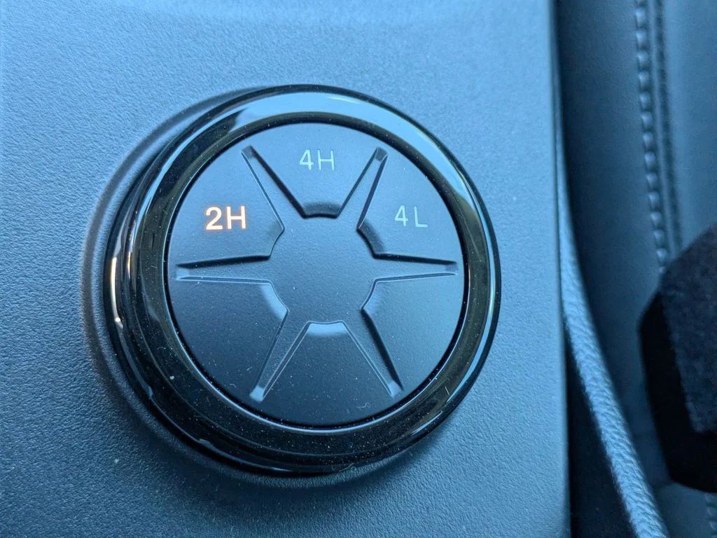 New 2026 Avalanche Ford Lariat image 27