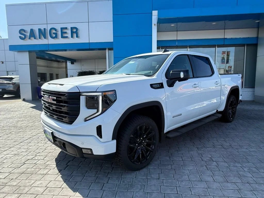 New 2026 Summit White GMC Elevation image 4