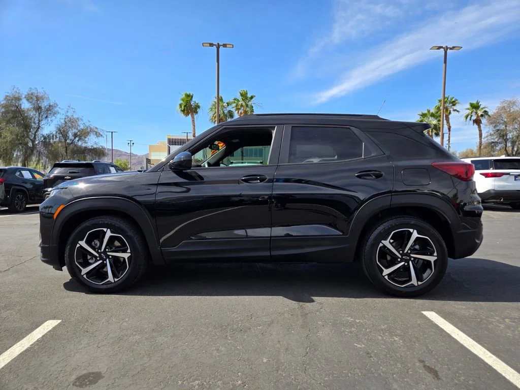 Used 2023 Mosaic Black Metallic Chevrolet RS image 3