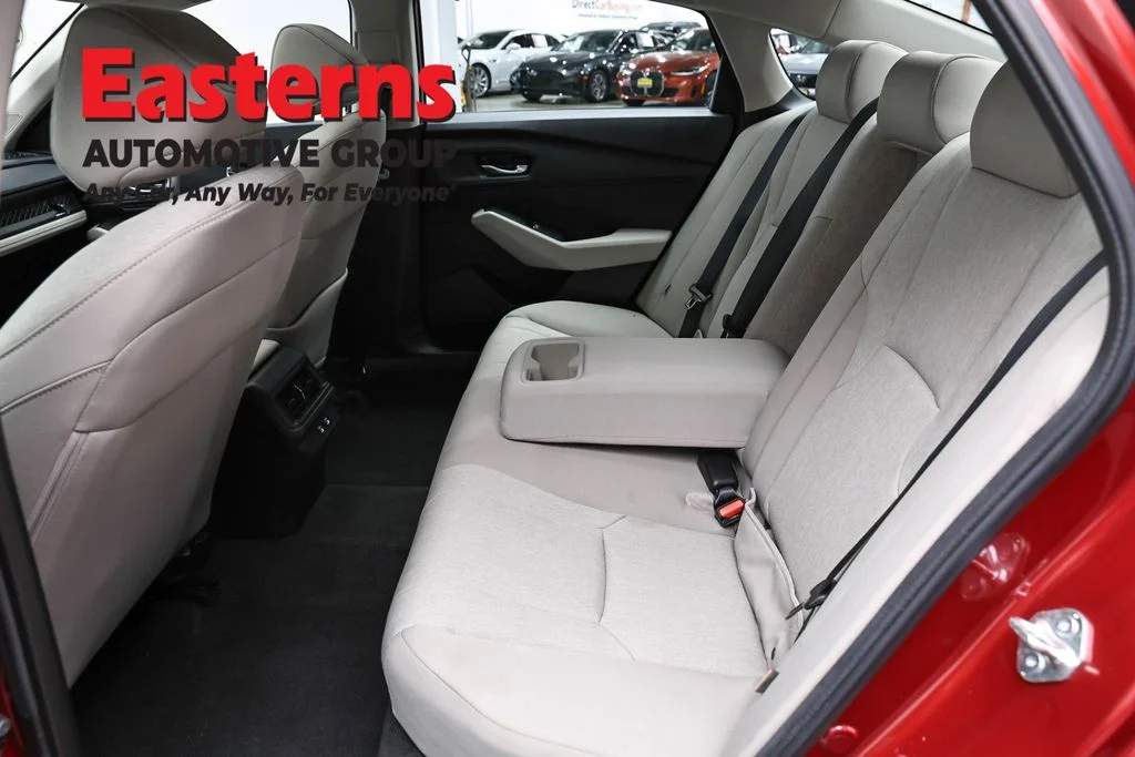 Used 2025 Red Honda SE image 20