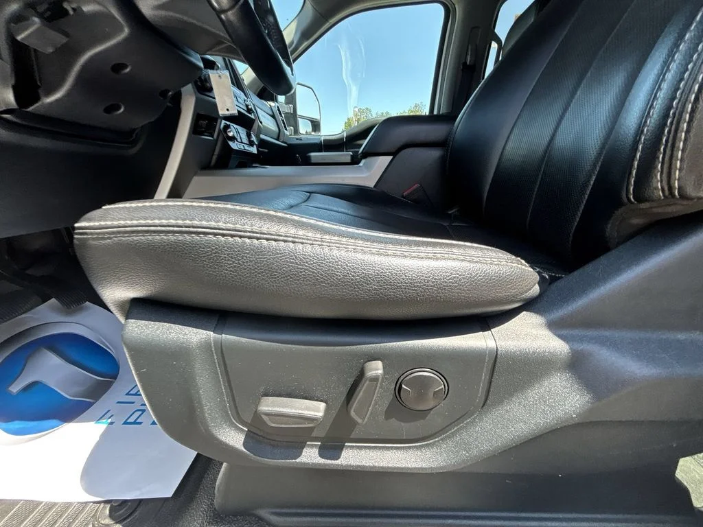 Used 2021 White Ford Lariat image 14