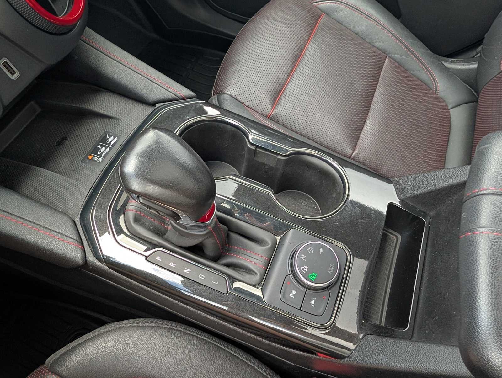 Used 2019 Cajun Red Tintcoat Chevrolet RS image 27