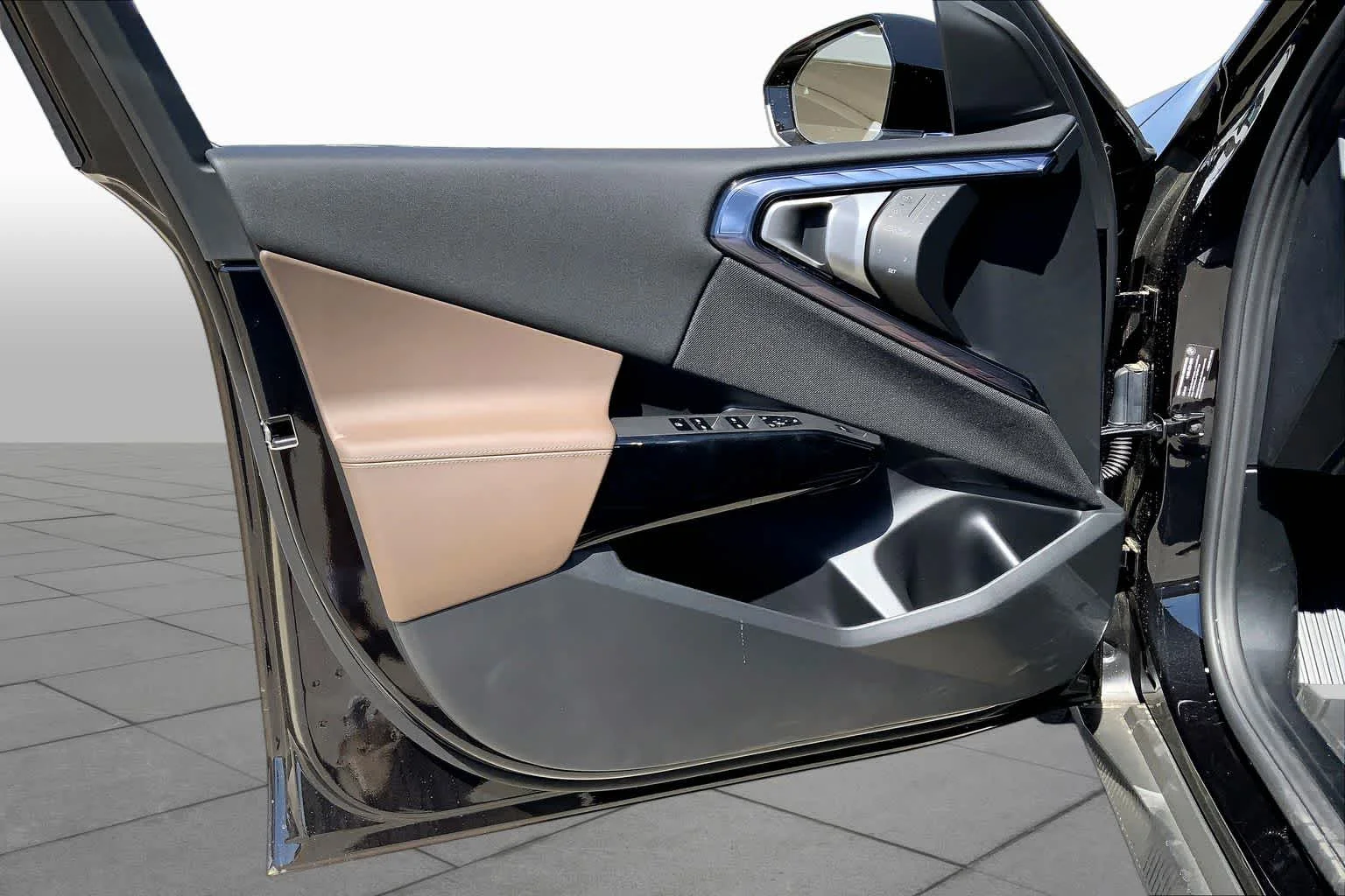 New 2026 Black Sapphire Metallic BMW 30 xDrive image 10