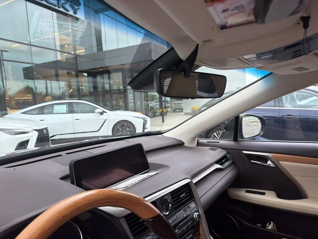 Used 2019 Obsidian Lexus 350L Luxury image 26