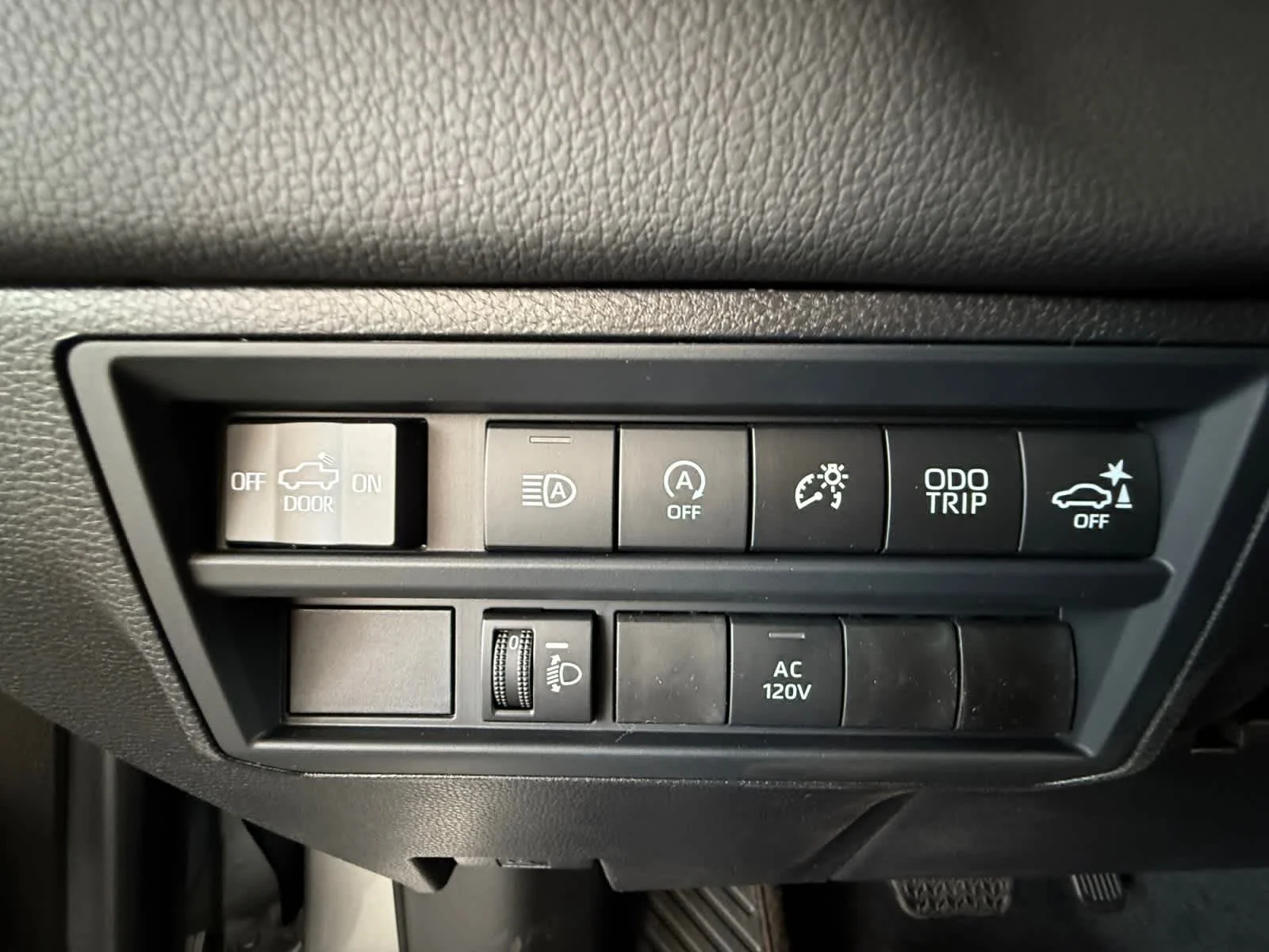 2026 Toyota Tundra Limited - Photo 20